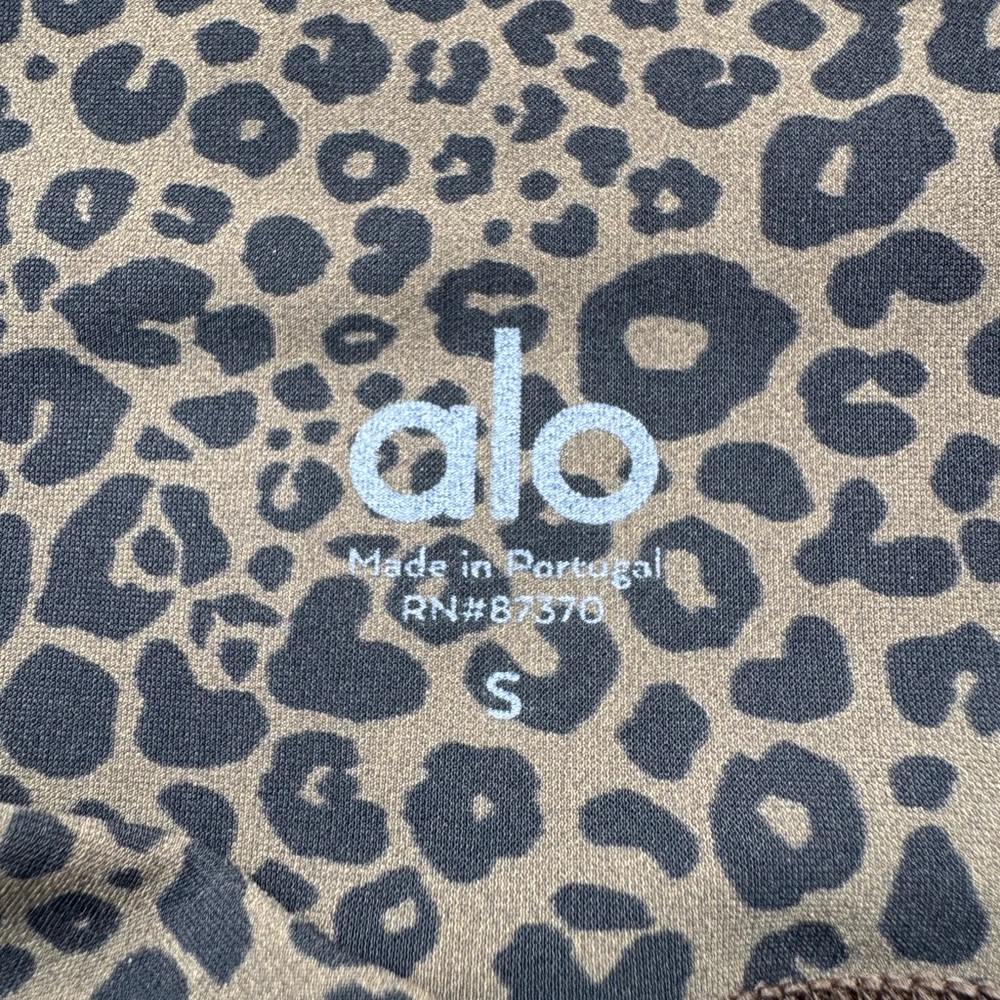 Alo yoga goddess cheetah print leggings